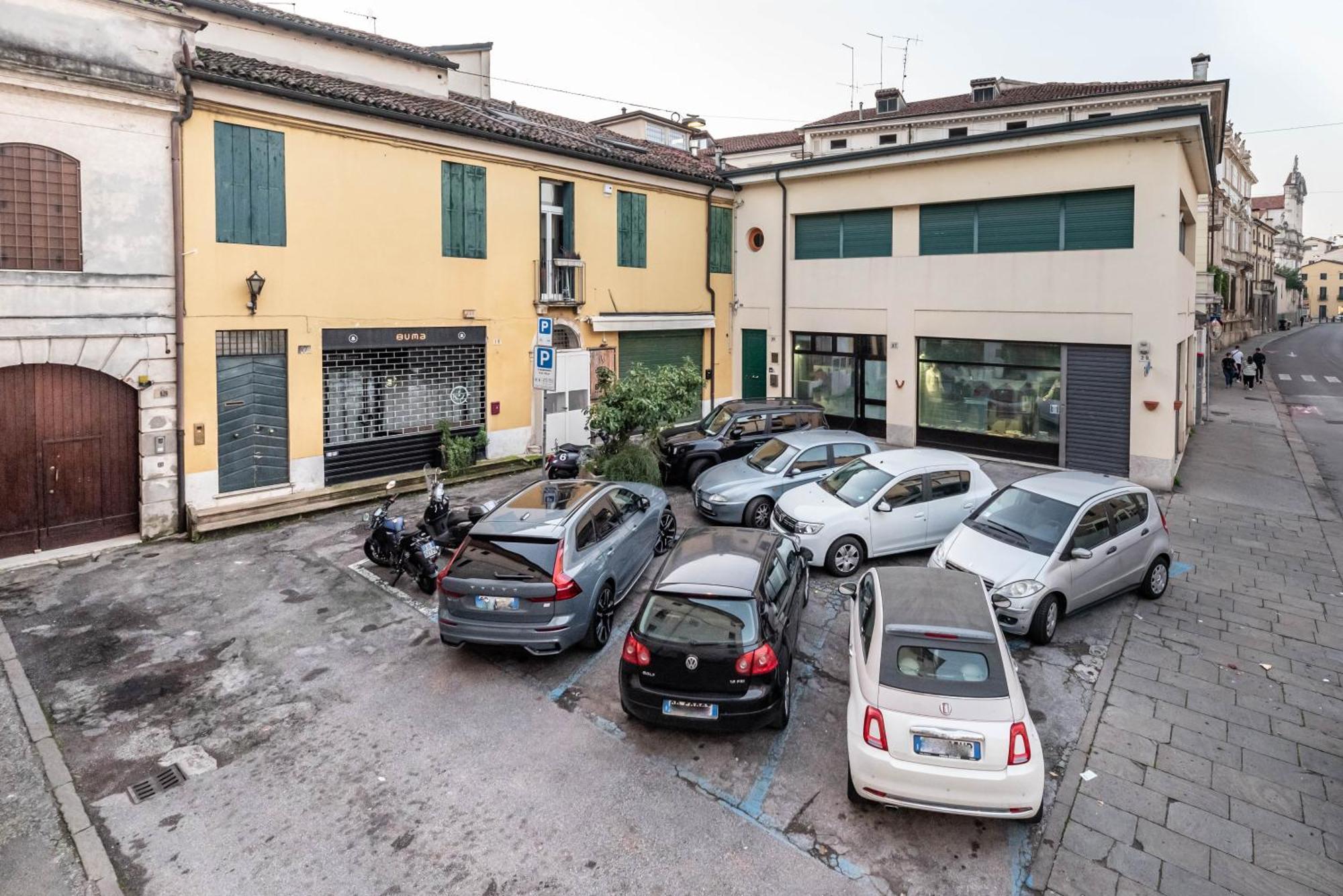 Ca' San Marco - Ampia Residenza A Due Passi Dalla Basilica Apartment Vicenza Exterior photo